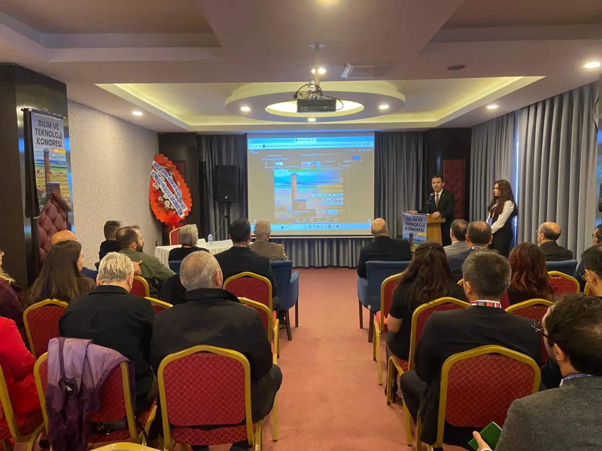 Kars’ta düzenlenen “Uluslararası Disiplinlerarası Bilim ve Teknoloji Kongresi” tamamlandı