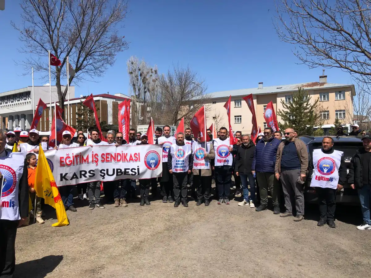 Kars’ta Eğitim Sendikalarından tepki: “Okullarda şiddet alarm veriyor”