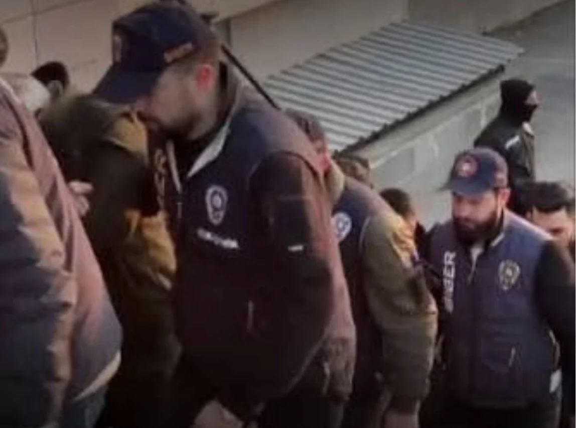 Kepez’de sahte yatırım ağına baskın: 16 gözaltı