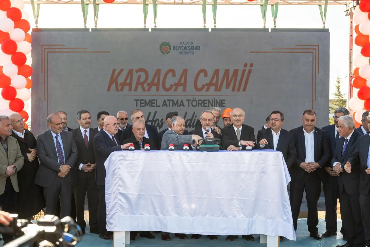 Malatya Şehir Mezarlığı’nda Karaca Camisi’nin temeli atıldı