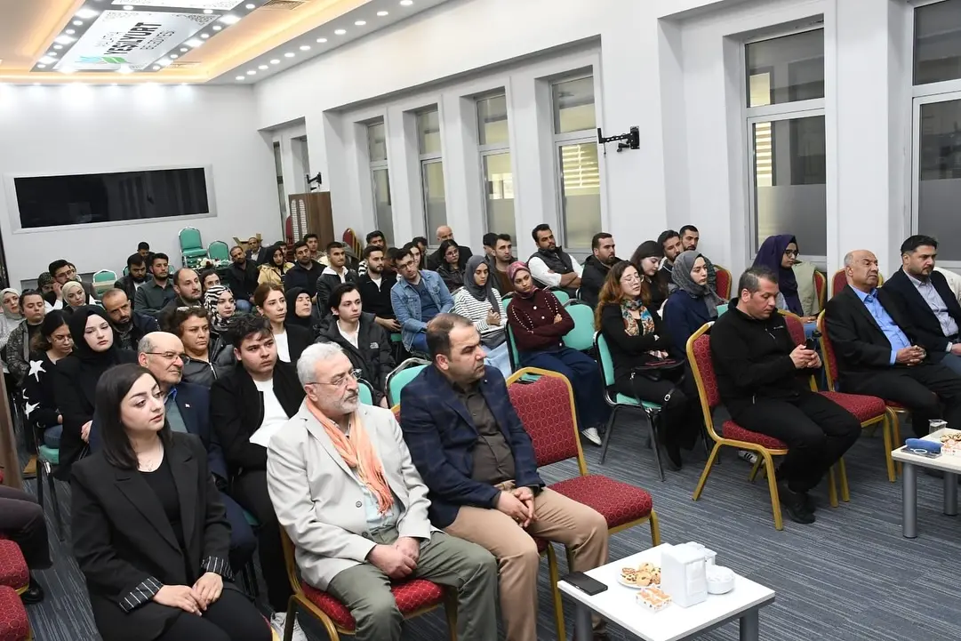 Malatya’da gençlere finans, pazarlama ve iş modeli eğitimi