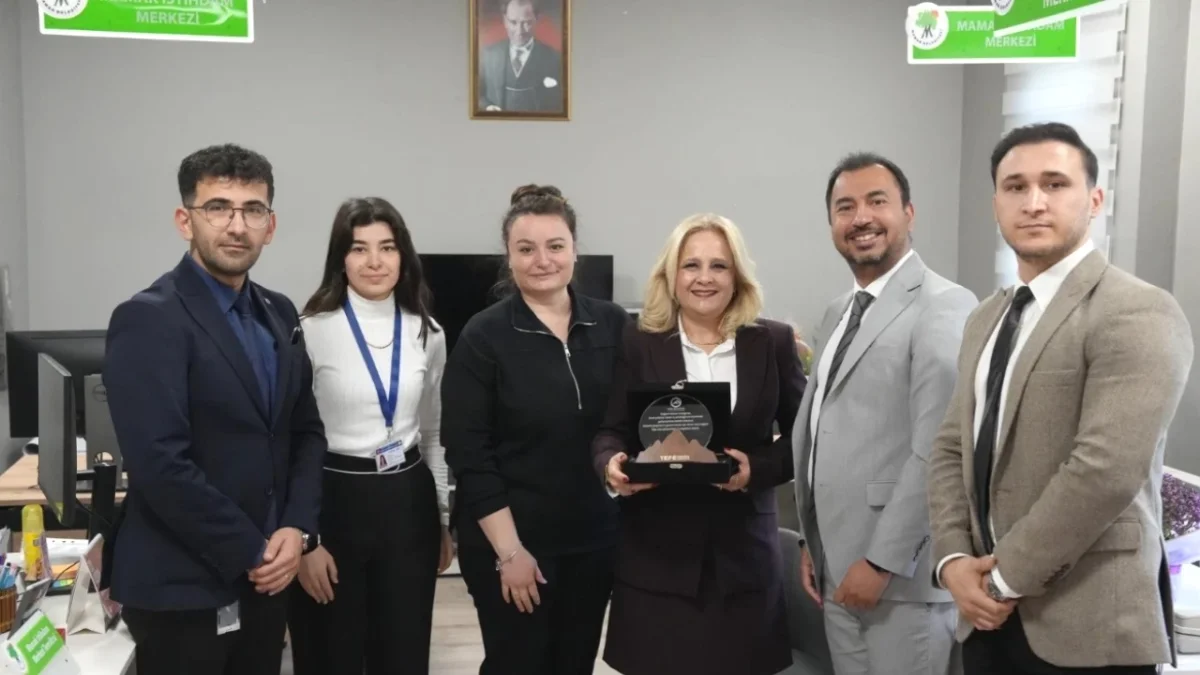 Mamak İstihdam Merkezi iş dünyasıyla kurduğu güçlü iş birliği sayesinde plaketle ödüllendirildi