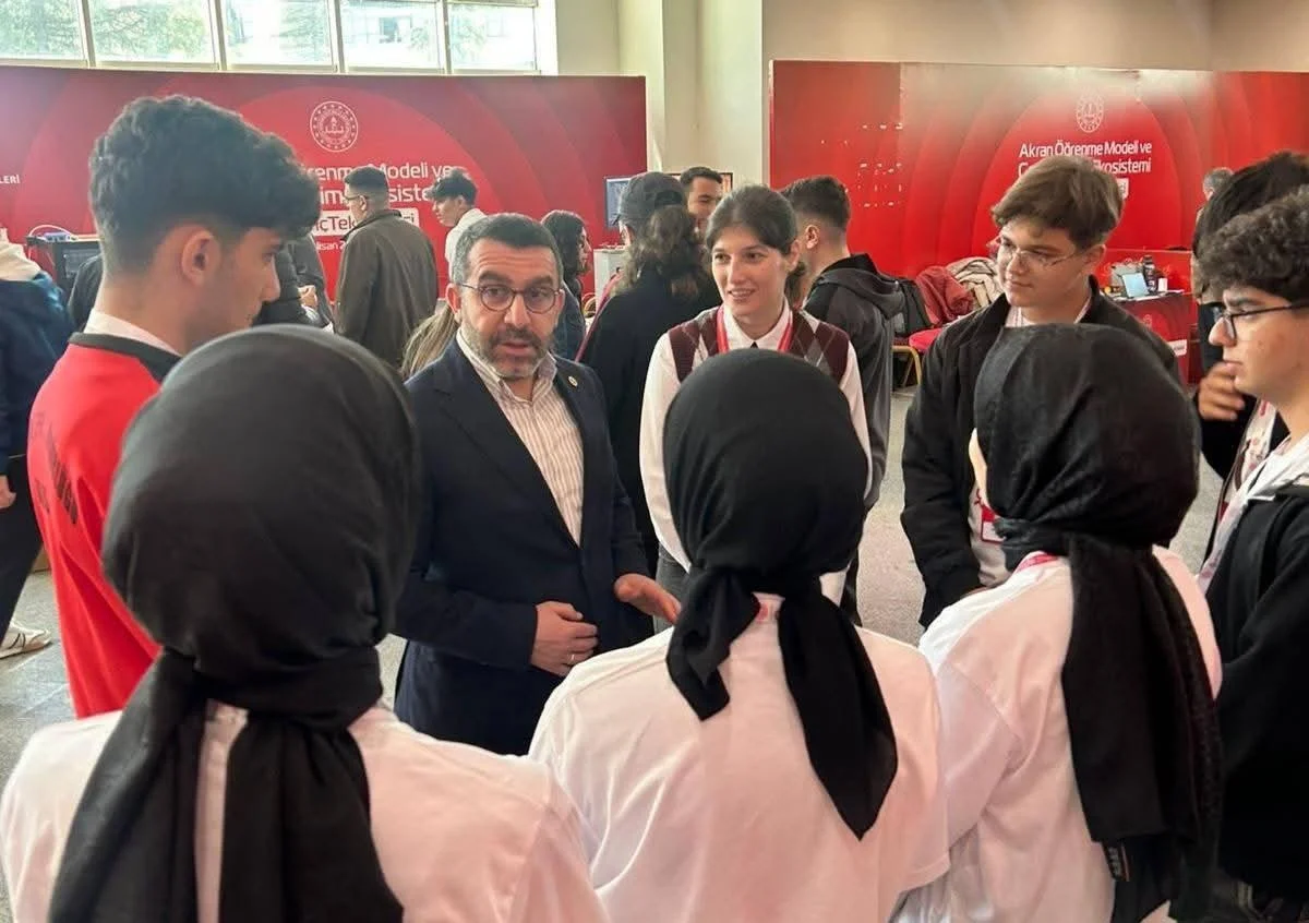 Milletvekili Adem Çalkın, Ankara’da Karslı öğrencilerle buluştu