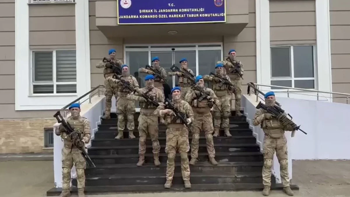 Miniklerden Mehmetçiğe duygu dolu mektup: JÖH’ten video yanıt