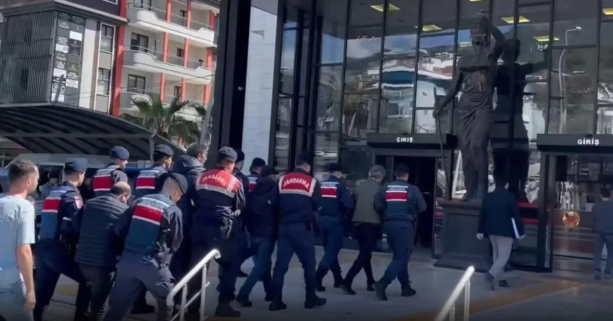 Reçeteli uyuşturucu ağına büyük darbe: 425 bin hap ele geçirildi