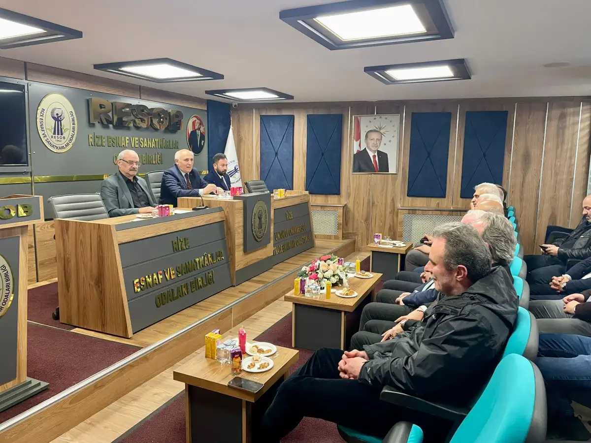 Rize’de güven veren Başkan göreve devam