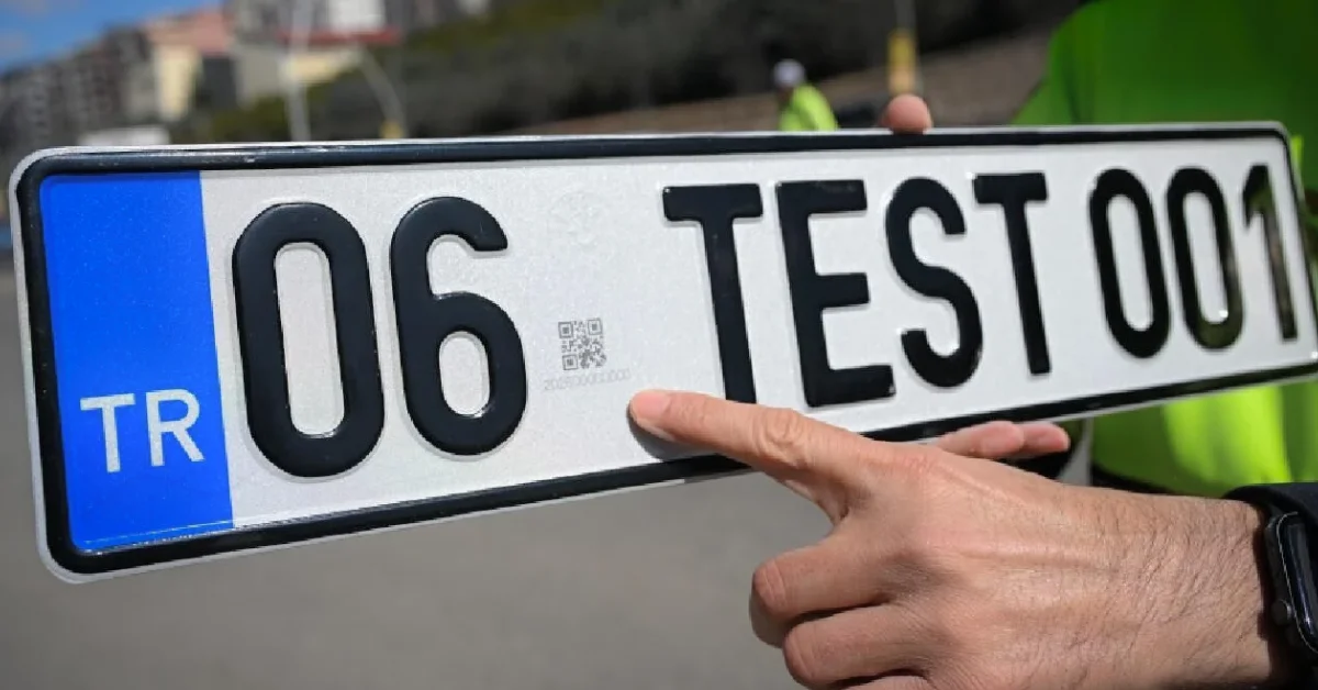 Standartlara uymayan plakalara ücretsiz yenileme düzenlemesi