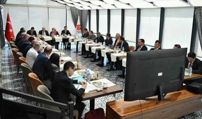 Türkiye-Ermenistan ortak çalışma grubu Kars’ta toplandı: Gündemde Kars-Gümrü demiryolu var