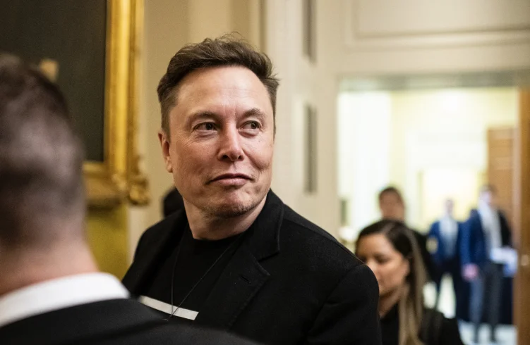 Musk’tan yapay zeka uyarısı: “En büyük risk, insanlığın yok olması”