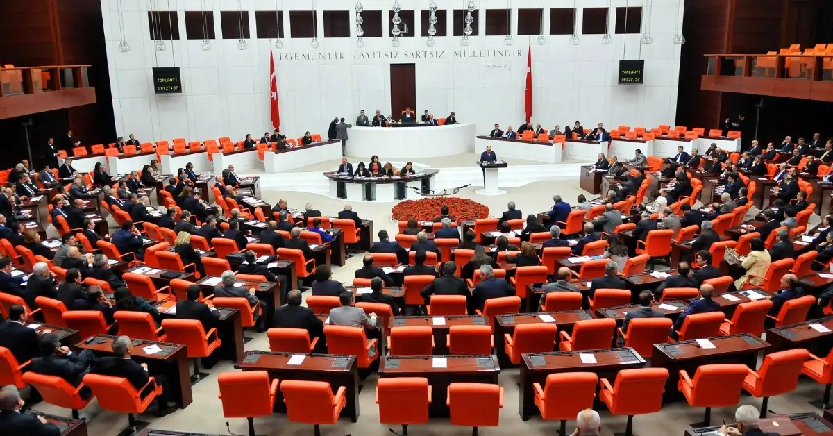 Meclis’te yoğun hafta: Aidat düzenlemesi ve yatırım teşvik paketi gündemde