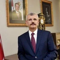 Prof. Dr. Cevdet Erdöl: “Denizli’de direksiyonun başına ölüm geçmiş”