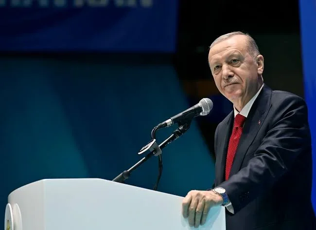 Cumhurbaşkanı Erdoğan: Malazgirt’e giden yol Ahlat’tan açıldı