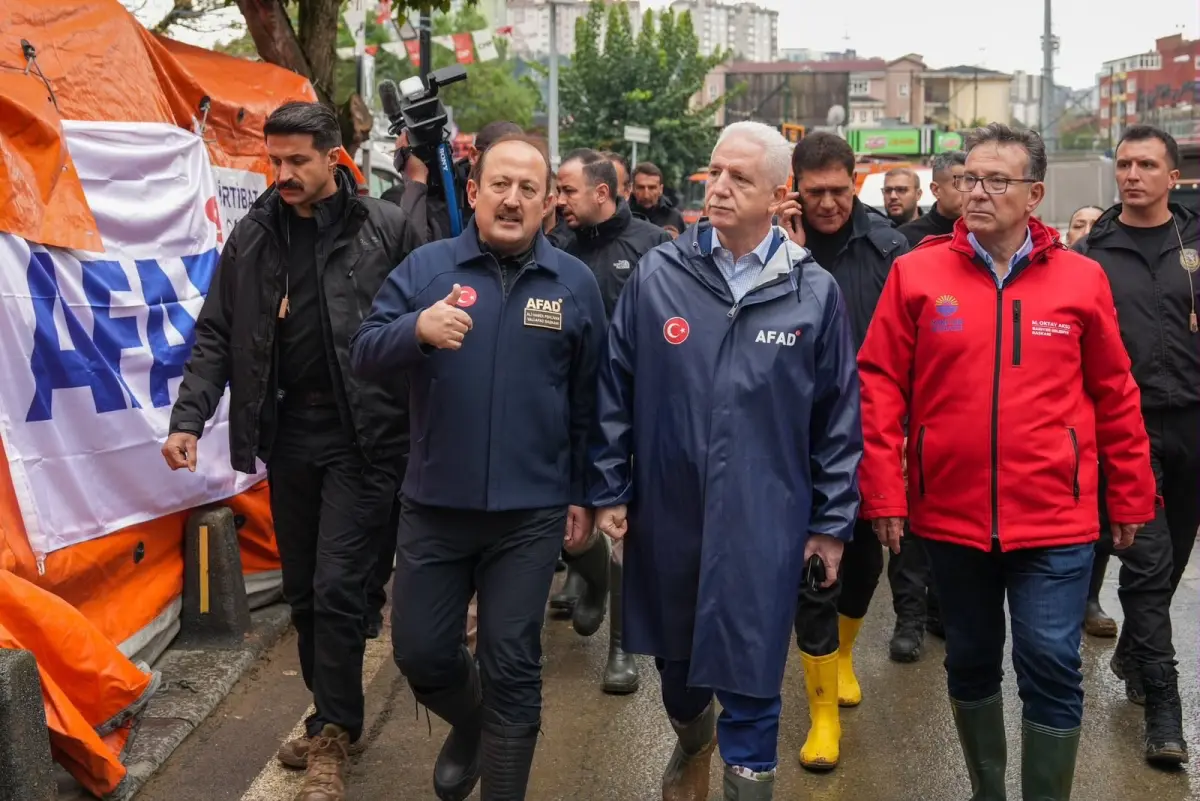 AFAD Başkanı Pehlivan, Ayazağa’daki çalışmaları inceledi