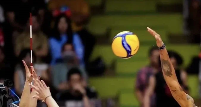 Sultanlar Ligi’nde pazar mesaisi: Derbi heyecanı yaşanacak