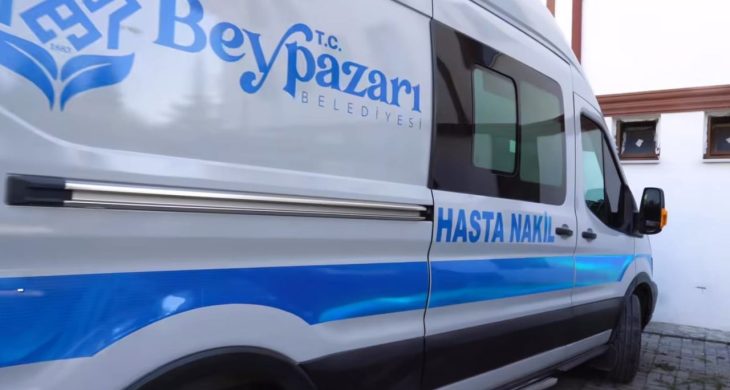 Belediye hasta nakil aracını vatandaşın hizmetine sundu