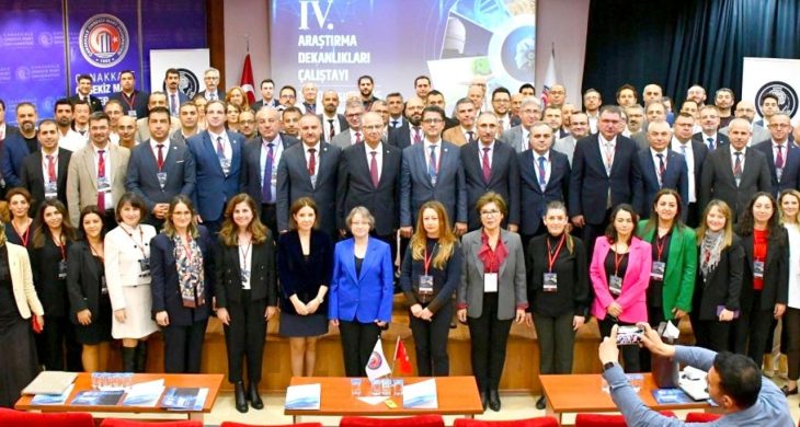 ÇOMÜ’de 4. Araştırma Dekanlıkları Çalıştayı: Türkiye’nin Araştırma Ekosistemi Çanakkale’de buluştu