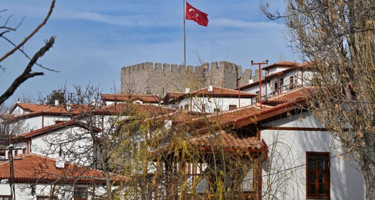 Ankara Kalesi tarihi dokusuna kavuştu, tarihsel dokusuyla 240 yapı Ankara’ya yeniden kazandırıldı