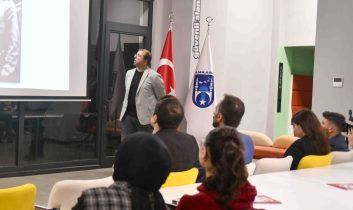 ABB’den gençlere tarihi yolculuk: “Anavatan Rumeli’den yeni vatan Ankara’ya” konferansı