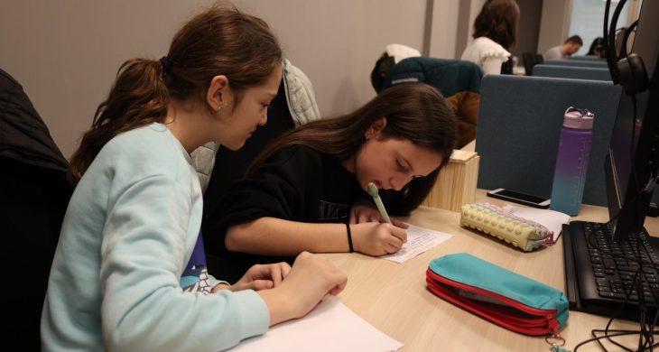 Efeler’de Dijital Gençlik Merkezi eğitimleri başladı