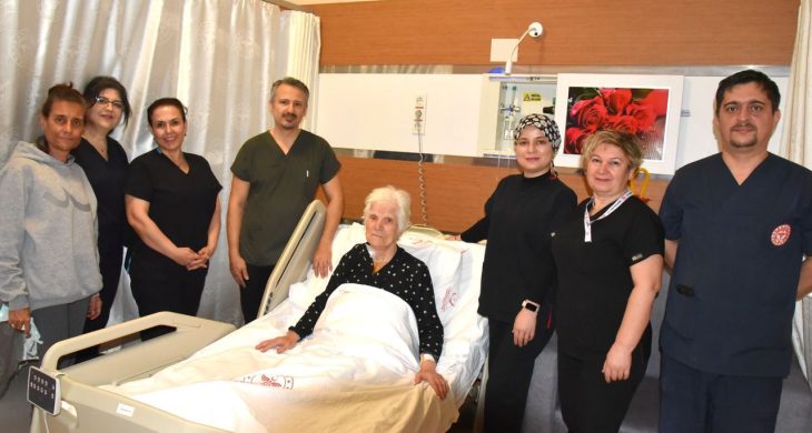 90 yaşındaki hastaya Çanakkale’de hayat kurtaran koroner bypass ameliyatı