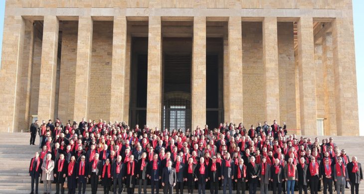 ASO ailesi 62. kuruluş yıl dönümünde Ata’nın huzurunda