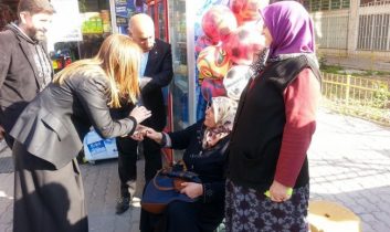 İnceöz, Esnafları İle Buluşup Hemhal Olmaya Devam Ediyor