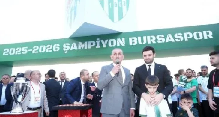1. Lig’e Yükselen Bursaspor, Kupasını Aldı