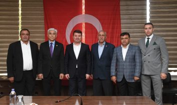 Muhtarlardan Başkan Dr. Evren Dinçer’e Tam Destek