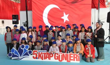 Çocuk Tiyatroları Kitap Günlerine Renk Katıyor