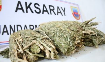 Jandarmadan Otobüse Uyuşturucu Operasyonu