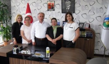 İş Kadınlarından Topakkaya Belediyesi’ne Ziyaret