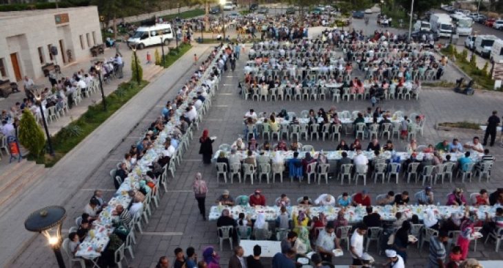 Aksaraylılar Mahalle İftarlarında Buluşacak