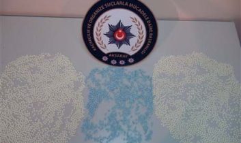Aksaray’da 5 Bin Adet Uyuşturucu Hap Ele Geçirildi