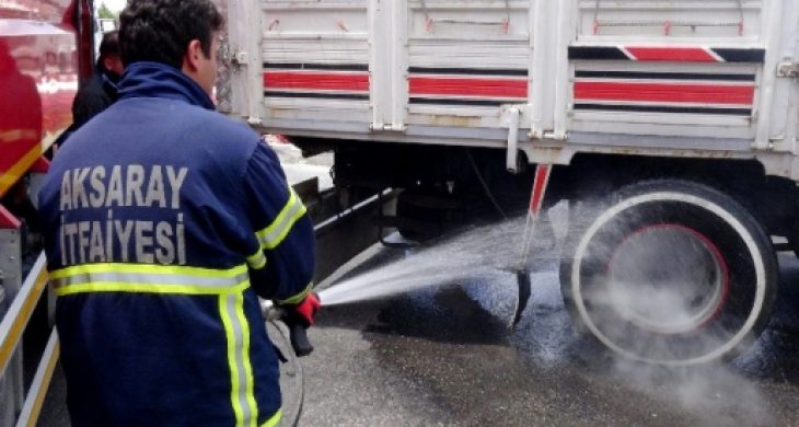 Kamyonda Yangın Paniği