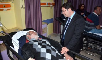 Başkan Yazgı’dan Hastalara Anlamlı Ziyaret