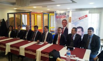 MHP Adaylarını basınla buluşturdu