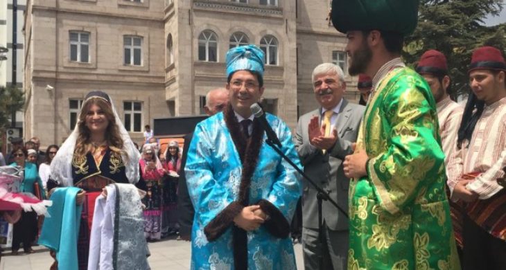 Başkan Yazgı Ahilik Töreninde Şed Giydi