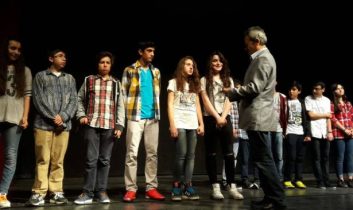 Fatih Sultan Mehmet Ortaokulu Öğrencilerinden Yılsonu Gecesi