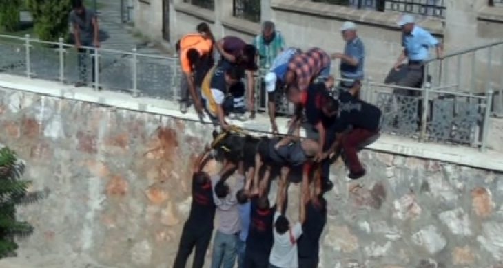 Yürürken Uluırmak Kanalına Düştü