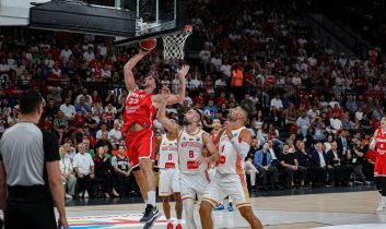 12 Dev Adam, galibiyet serisini sürdürdü