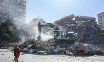 146 kişinin hayatını kaybettiği Hamidiye Sitesi davasında 21 yıl hapis