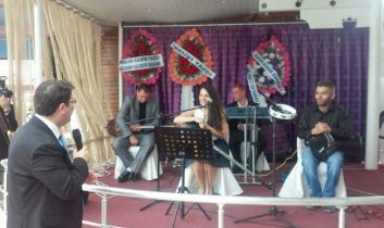 Anneler Gününe Özel Mine Gez Konseri Düzenlendi