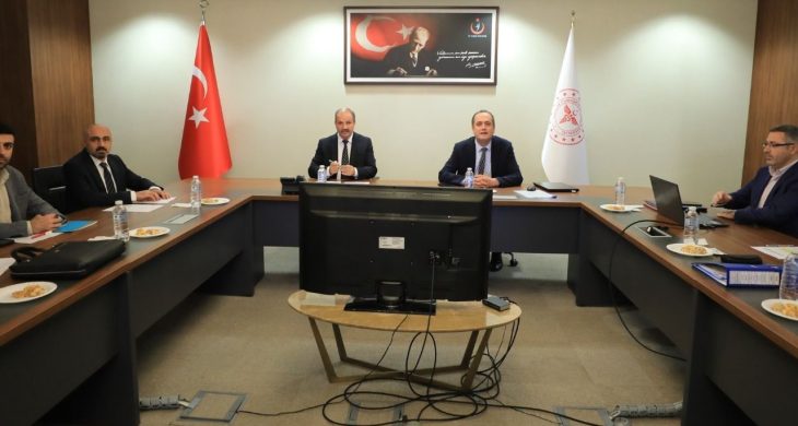 Sağlık profesyonellerinin talepleri KİK Toplantısında konuşuldu