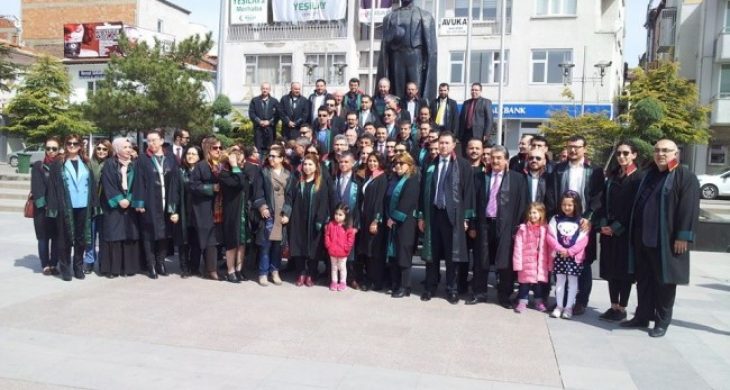 5 Nisan Avukatlar günü kutlandı