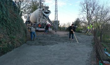 Çamaş’ta 3 kilometrelik beton yol çalışması başladı