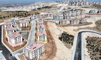 Vali Yavuz: Bahçebaşı’nda 12 gün sonra anahtarları teslim edeceğiz