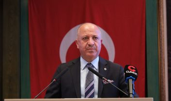 ASO Başkanı Seyit Ardıç’a ” Üstün hizmet ve başarı ödülü”