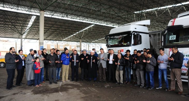 Aksaray İHH’dan 3 Tır Yardım