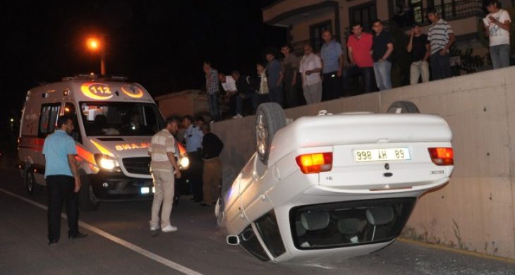 Aksaray’da Otomobil Takla Attı