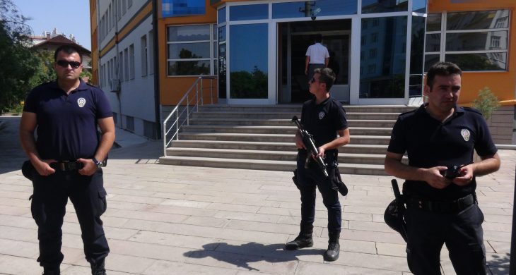 Aksaray Polisinden Okul ve Dershanelere Operasyon
